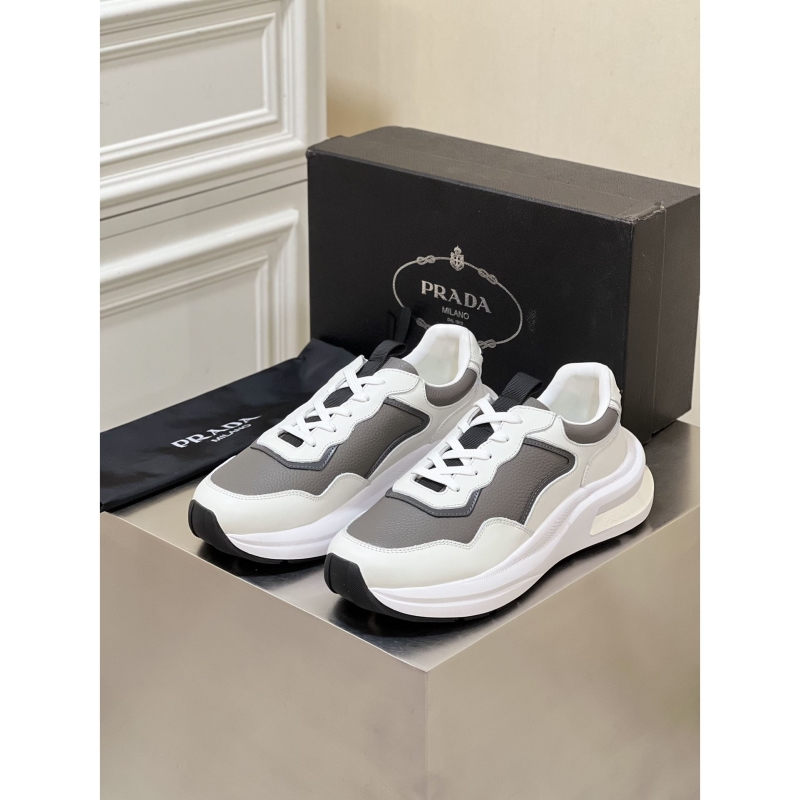 Pra*a casual shoes